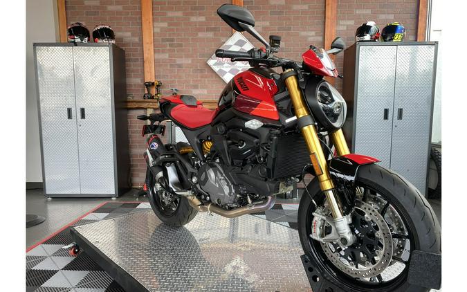 2024 Ducati Monster SP