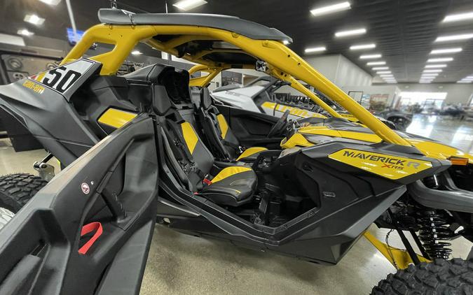 2024 Can-Am™ Maverick R X rs With SMART-SHOX