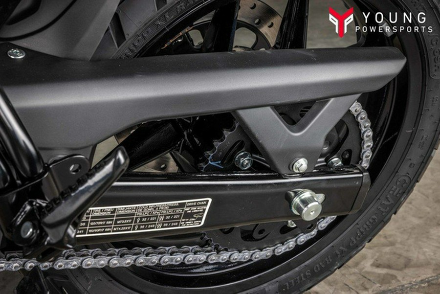 2026 Royal Enfield Guerrilla 450 Smoke Silver