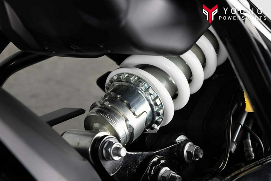 2026 Royal Enfield Guerrilla 450 Smoke Silver