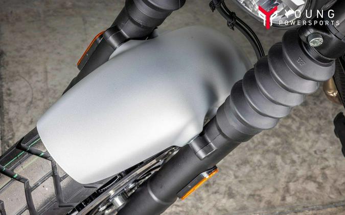 2026 Royal Enfield Guerrilla 450 Smoke Silver