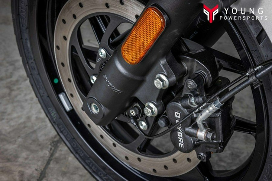 2026 Royal Enfield Guerrilla 450 Smoke Silver