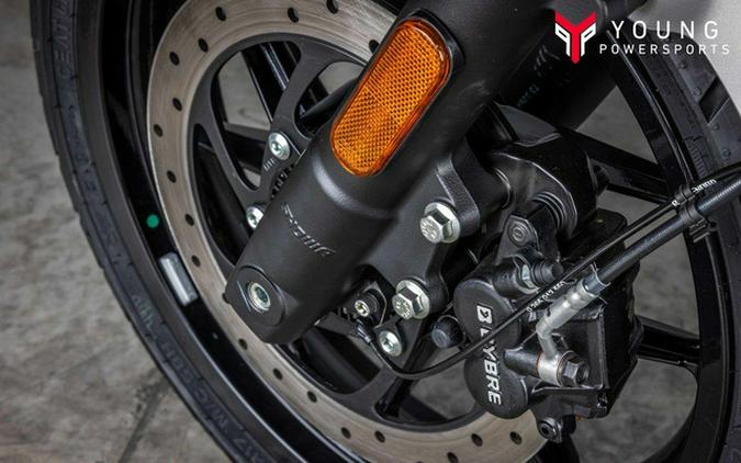 2026 Royal Enfield Guerrilla 450 Smoke Silver