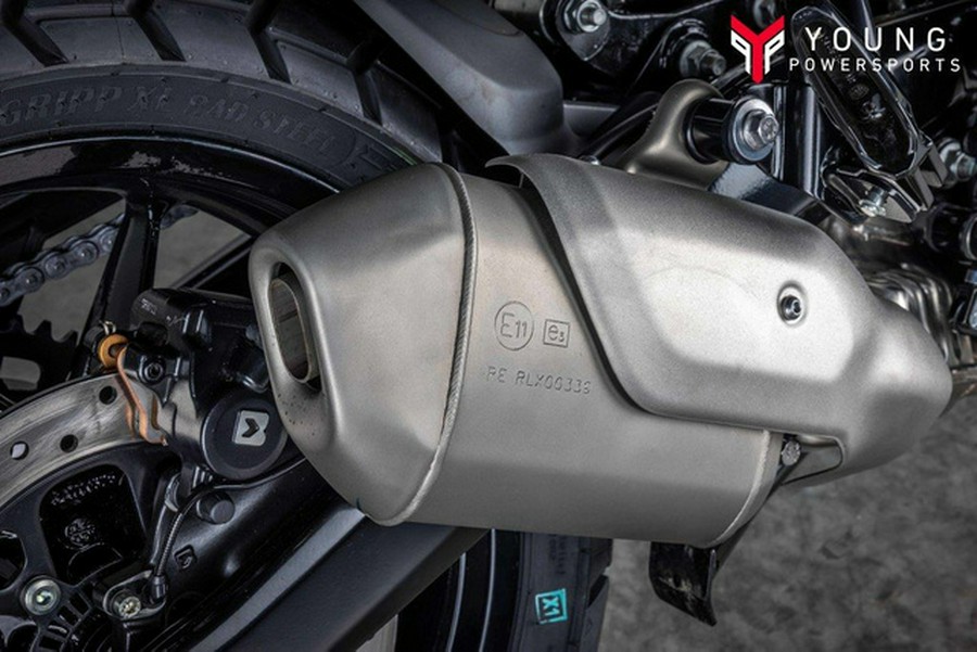 2026 Royal Enfield Guerrilla 450 Smoke Silver