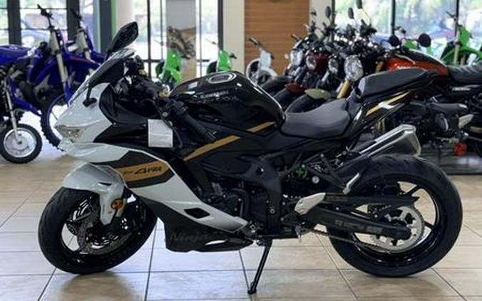 2026 Kawasaki Ninja® ZX™-4RR ABS