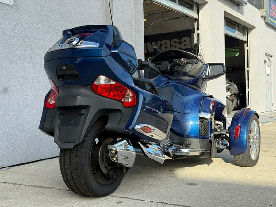 2017 Can-Am Spyder RT Limited 6-Speed Semi-Automatic (SE6)