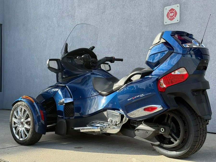 2017 Can-Am Spyder RT Limited 6-Speed Semi-Automatic (SE6)