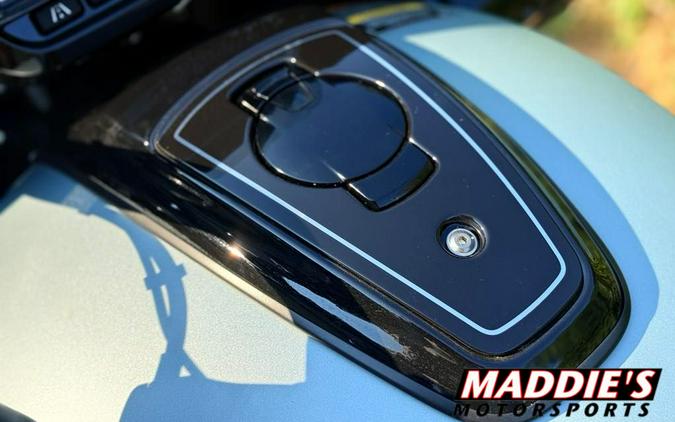 2025 Indian Motorcycle Challenger® Dark Horse® 112 with PowerBand Audio Package