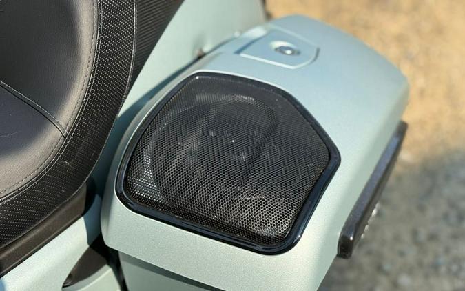 2025 Indian Motorcycle Challenger® Dark Horse® 112 with PowerBand Audio Package