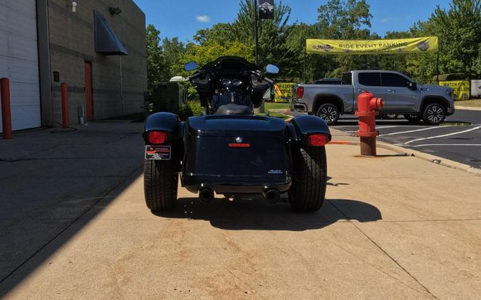 2025 Harley-Davidson Road Glide 3 Vivid Black