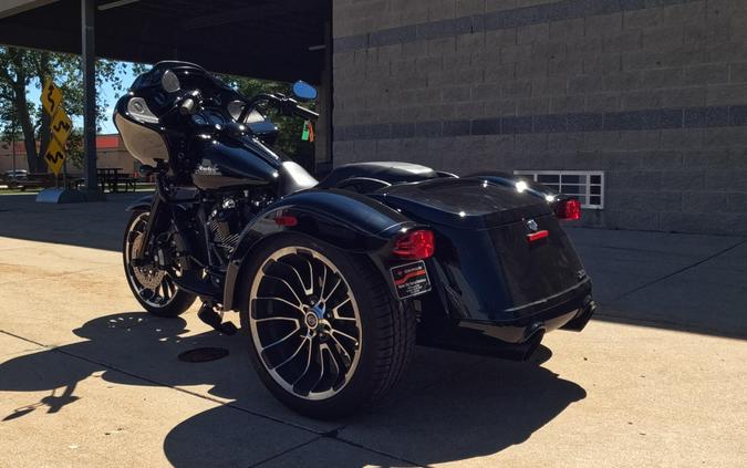 2025 Harley-Davidson Road Glide 3 Vivid Black