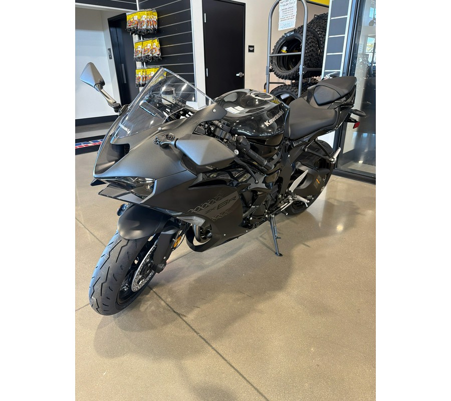 2027 Kawasaki Ninja® ZX™-6R
