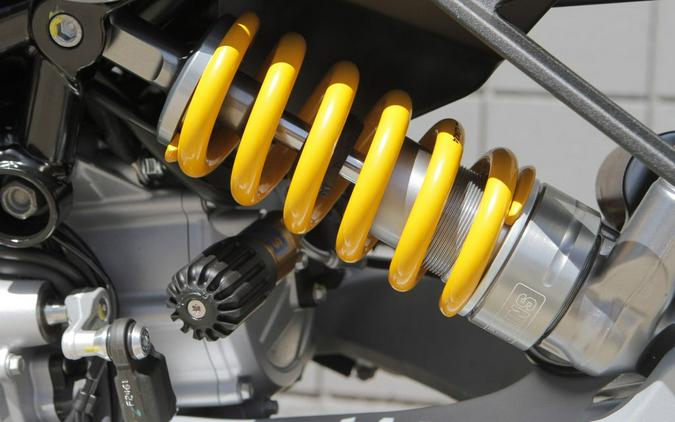 2027 Moto Guzzi V100 Mandello S