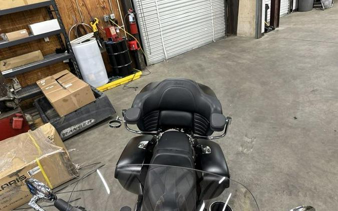 2020 Indian Motorcycle® Roadmaster® Dark Horse® Thunder Black Smoke