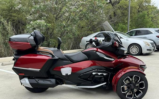 2023 Can-Am® Spyder RT Limited Platine Wheels