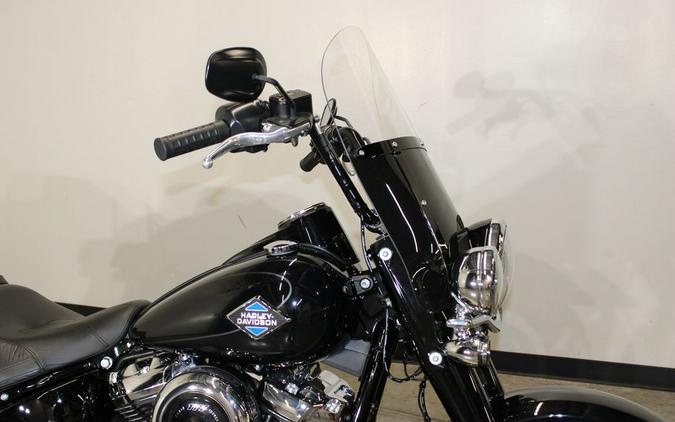 2026 Harley-Davidson® FLHC - Heritage Classic