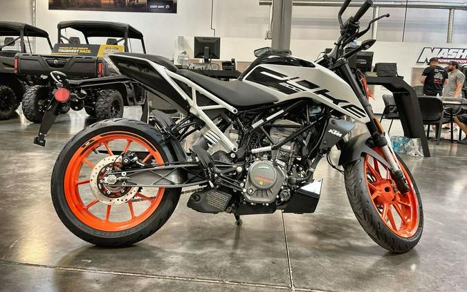 2021 KTM 200 Duke