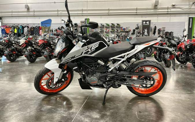 2021 KTM 200 Duke