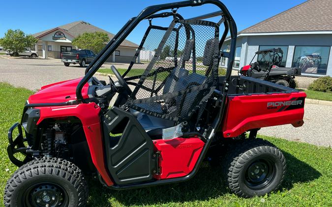 2025 Honda Pioneer 520