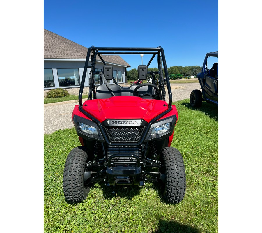 2025 Honda Pioneer 520