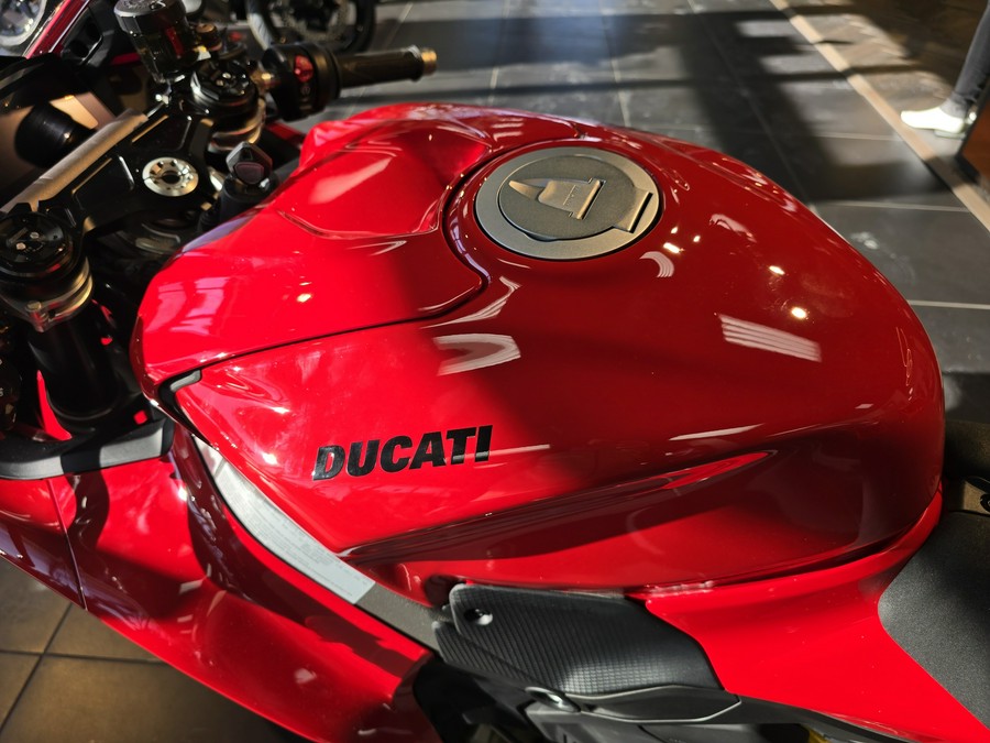2026 Ducati Panigale V4
