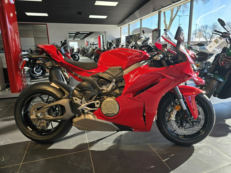 2026 Ducati Panigale V4