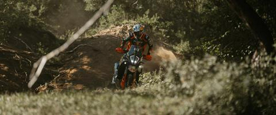 2027 KTM 890 Adventure R Rally