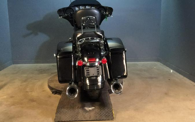 2023 Harley-Davidson Street Glide Vivid Black