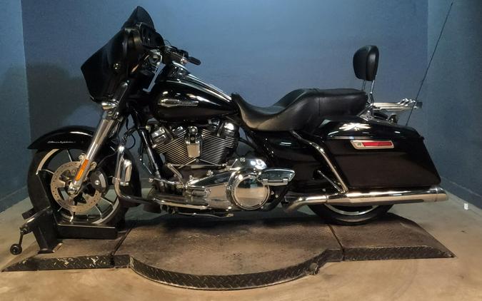 2023 Harley-Davidson Street Glide Vivid Black