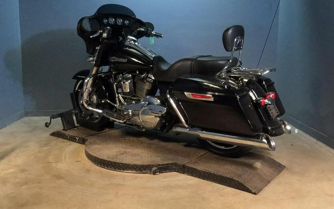 2023 Harley-Davidson Street Glide Vivid Black