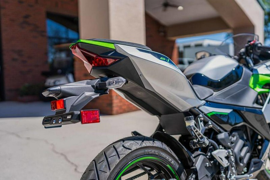2024 Kawasaki Ninja® e-1 ABS