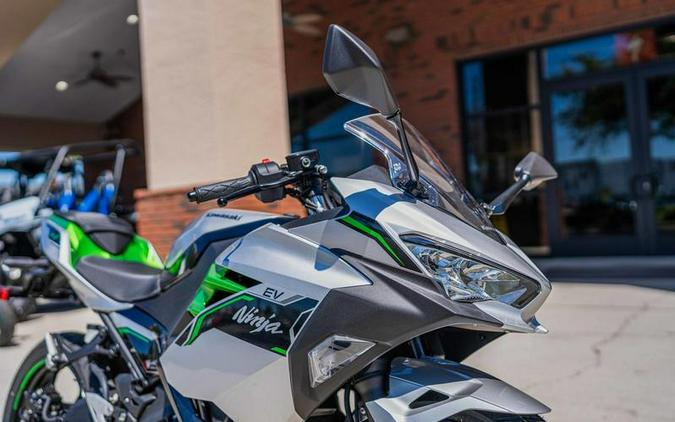 2024 Kawasaki Ninja® e-1 ABS