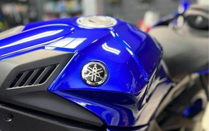 2023 Yamaha YZF-R1