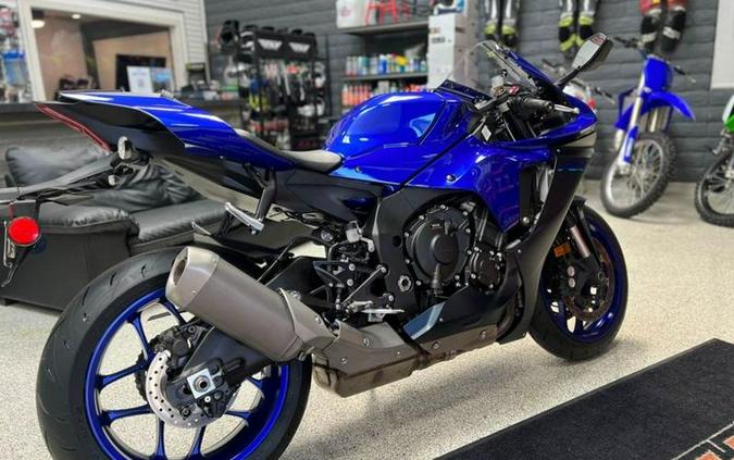 2023 Yamaha YZF-R1