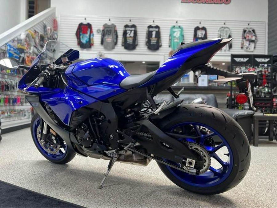 2023 Yamaha YZF-R1