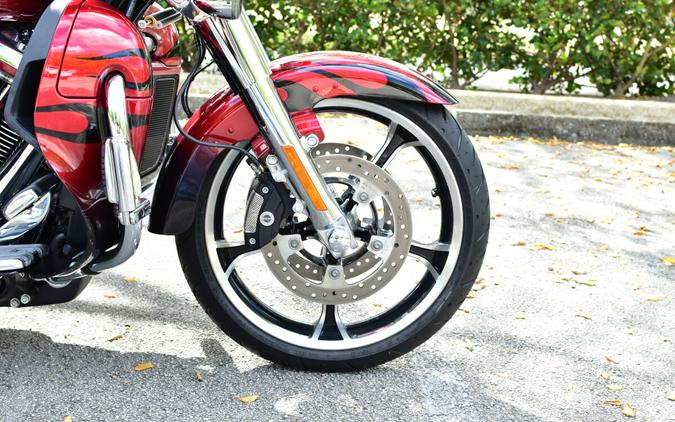 2022 Harley-Davidson CVO Tri Glide