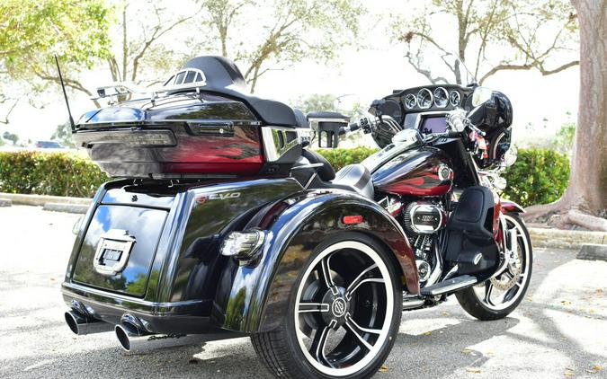 2022 Harley-Davidson CVO Tri Glide