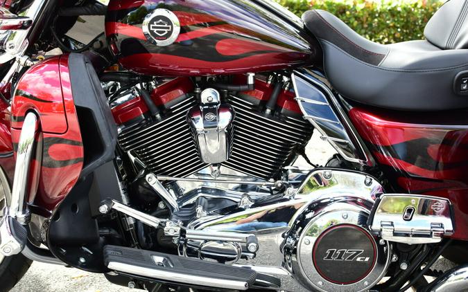 2022 Harley-Davidson CVO Tri Glide