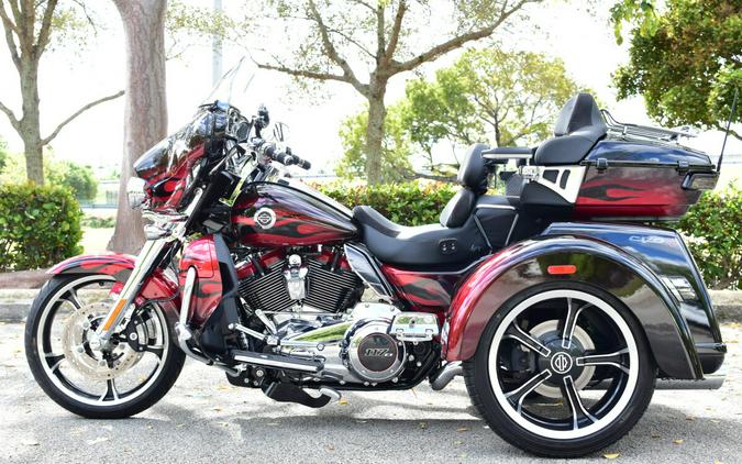 2022 Harley-Davidson CVO Tri Glide