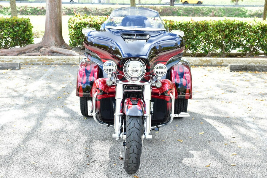 2022 Harley-Davidson CVO Tri Glide