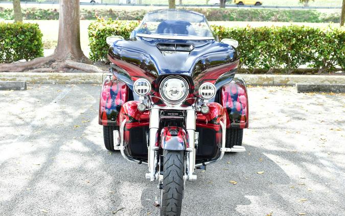 2022 Harley-Davidson CVO Tri Glide