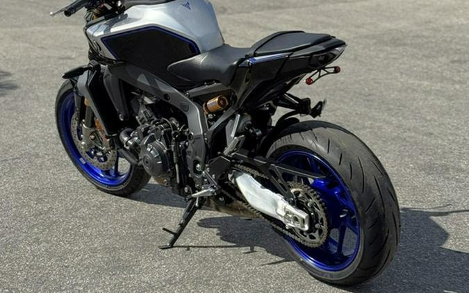 2025 Yamaha MT-09 SP
