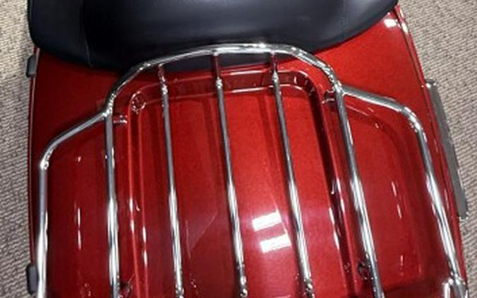 2016 Harley-Davidson® CVO™ Road Glide® Ultra Ruby Red/Palladium Silver