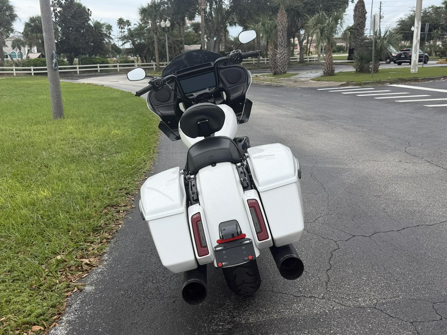 FLTRX 2025 Road Glide