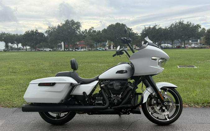 FLTRX 2025 Road Glide
