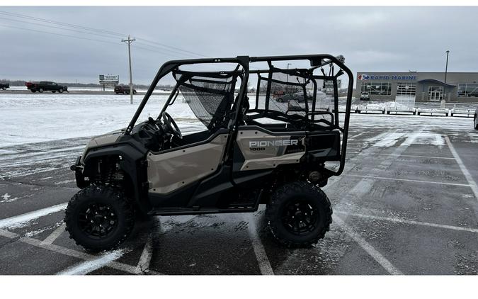 2023 Honda Pioneer 1000-5 Deluxe