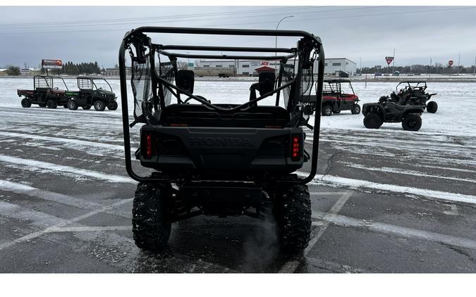 2023 Honda Pioneer 1000-5 Deluxe