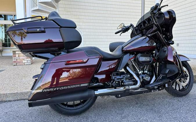 2019 Harley-Davidson® FLHXSE - CVO™ Street Glide®