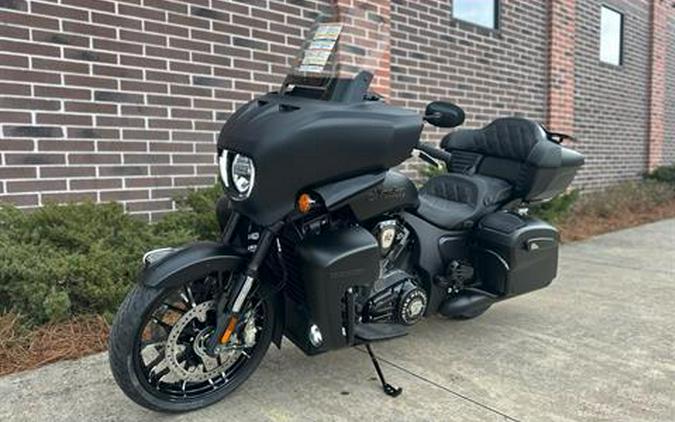 2025 Indian Motorcycle Roadmaster® PowerPlus Dark Horse® with 112 and PowerBand Audio Package