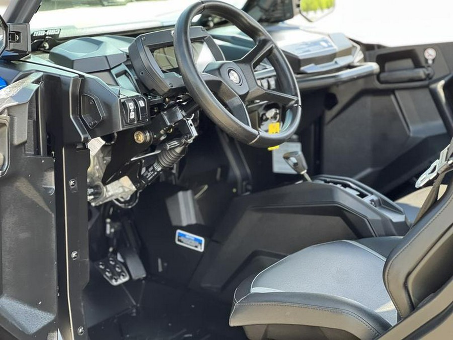 2023 Can-Am® Commander XT 700